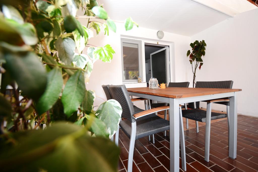 Apartments Katarina Veli Rat Εξωτερικό φωτογραφία
